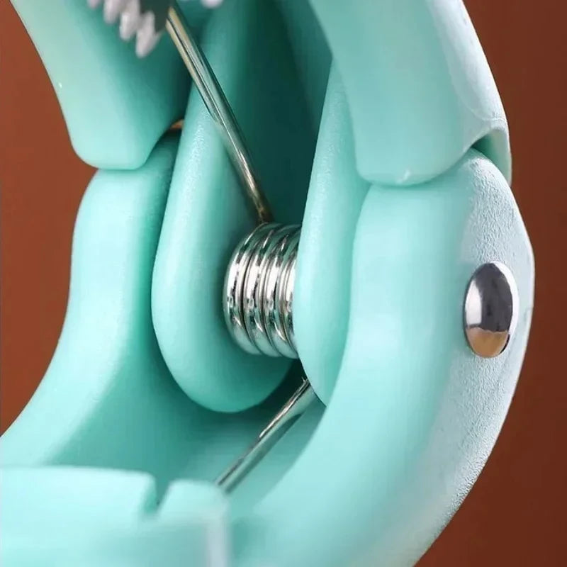 NutCrack™ Chestnut & Nut Opener